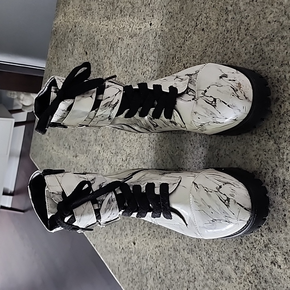 Wild Diva Lunge (Dolls Kill) Marble print combat boots!